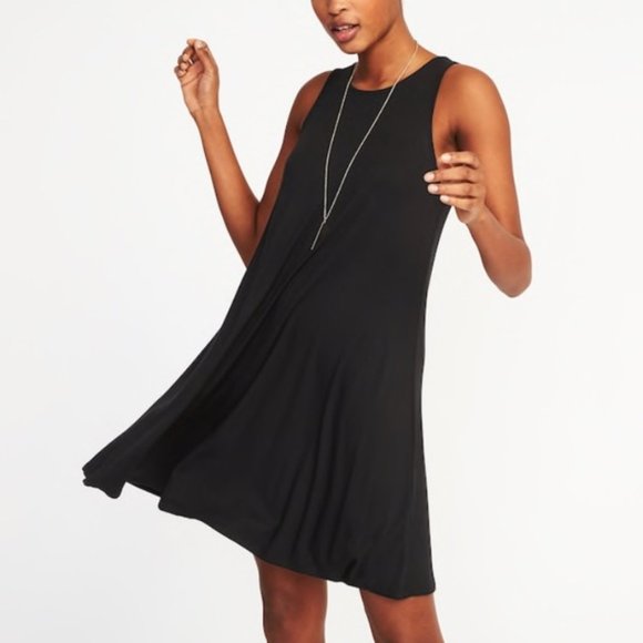 black sleeveless swing dress